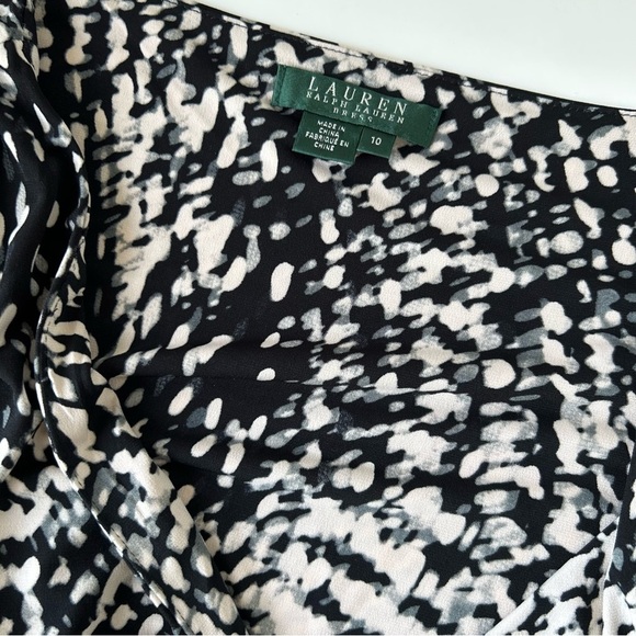 Lauren Ralph Lauren Printed Ruched Dress - Picture 4 of 5